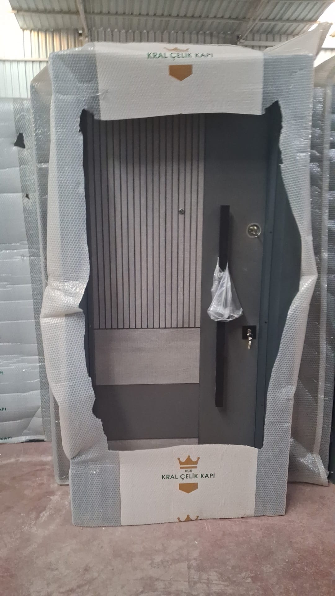 Burhaniye Şahdoor Çelik Kapı